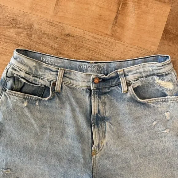 Arizona Highest Rise Curvy Skater Jean Sz 15 Light Wash Blue Distressed Wide Leg - Picture 3 of 12